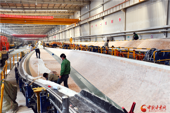 “擰緊”防控閥 打出“組合拳”——玉門市三向發(fā)力推動疫情防控、復(fù)工復(fù)產(chǎn)、脫貧攻堅齊頭并進（圖）