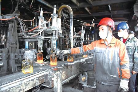 開動(dòng)“直通車” 高歌“加速跑” 酒泉市精準(zhǔn)推進(jìn)復(fù)工復(fù)產(chǎn)