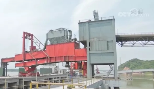 太瘋狂！水泥漲價幾輪，依舊排隊搶購......發(fā)生了什么？