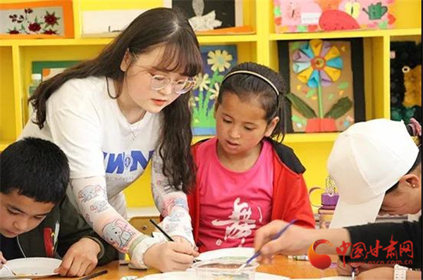 關(guān)愛山區(qū)的孩子 西北師大學(xué)子在東鄉(xiāng)、會寧開展體育美育浸潤行動活動