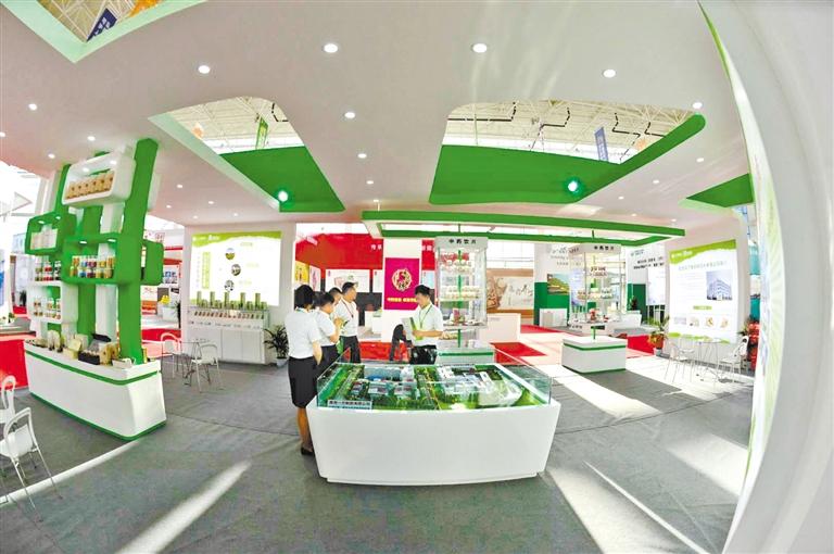 云展示、云推介、云洽談、云簽約 打造永不落幕的網(wǎng)上藥博會(huì)