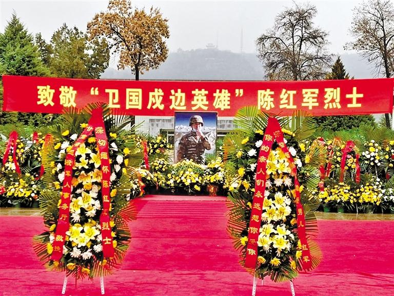 又是一年清明時(shí) 金城嗚咽祭英魂 “紅軍，我們看你來(lái)了！”