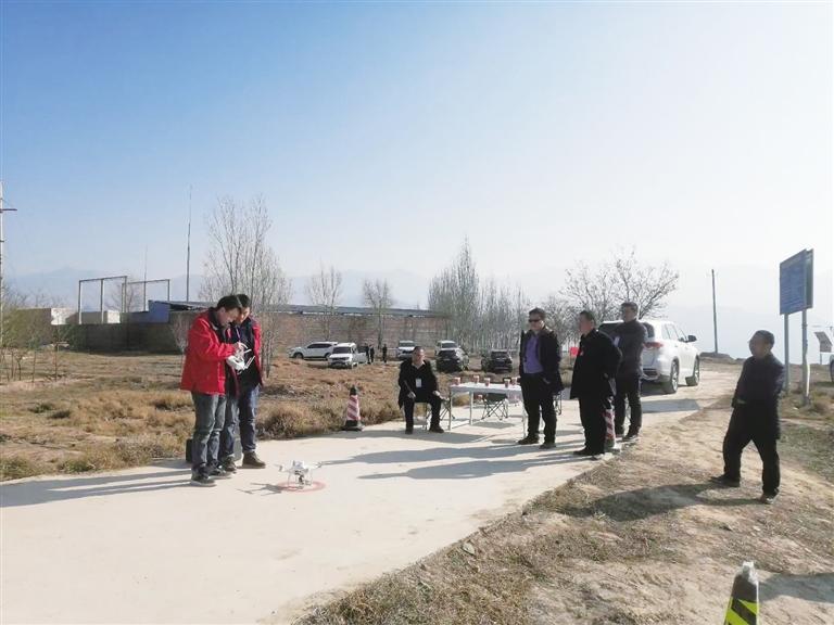 甘肅省首次開展地質(zhì)災害防治技術無人機實操技能“大比武”