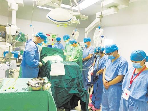 萍萍，謝謝你曾經(jīng)來(lái)過(guò)!蘭州一名11歲女孩不幸離世，父母捐獻(xiàn)女兒器官