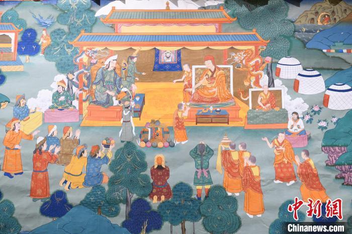 8月20日，在蘭州市博物館展出的大型歷史題材卷軸唐卡“涼州會盟”?！〈魑牟?攝